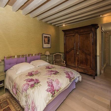Chambres D'Hotes La Closerie Des Trois Marottes 믈룅 외부 사진