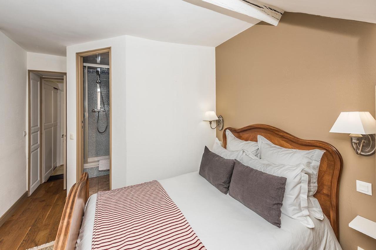 Chambres D'Hotes La Closerie Des Trois Marottes 믈룅 외부 사진