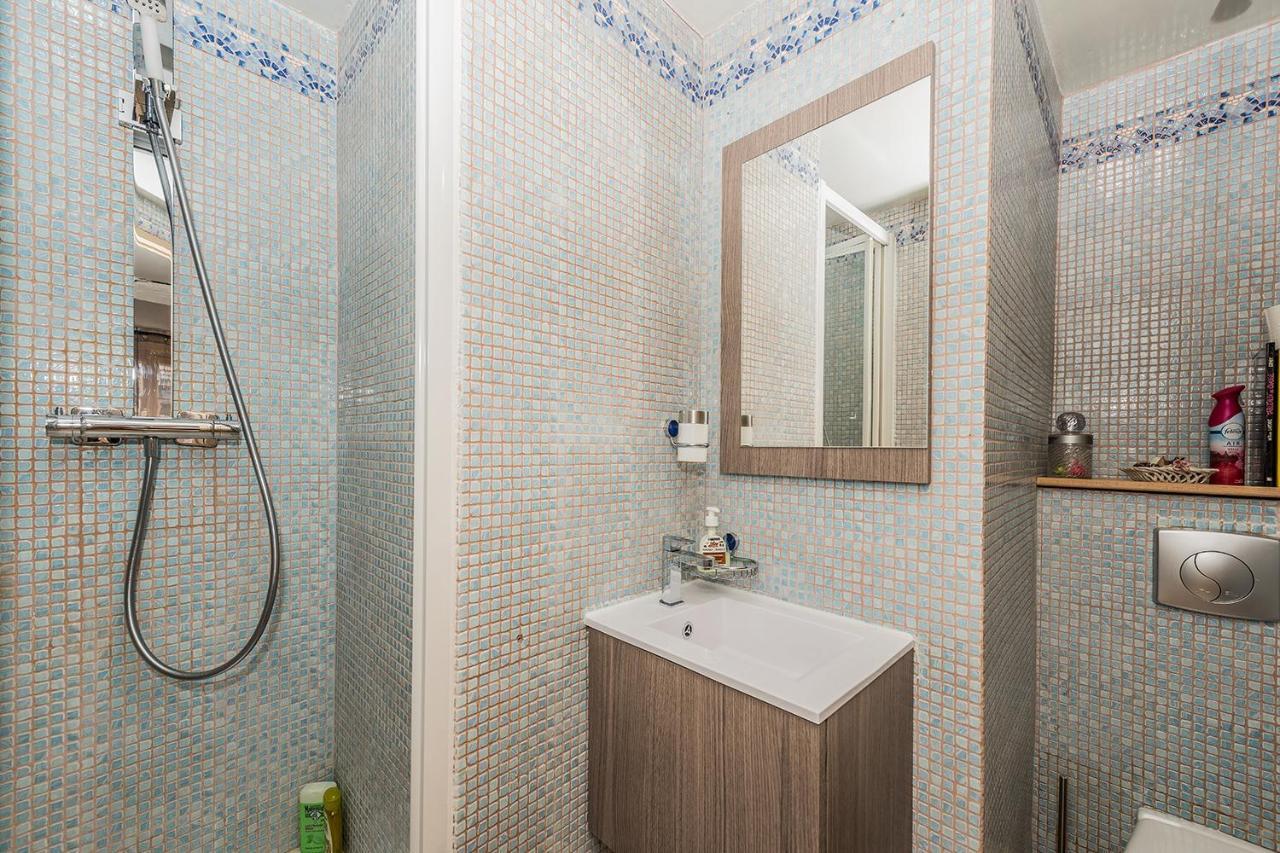 Chambres D'Hotes La Closerie Des Trois Marottes 믈룅 외부 사진