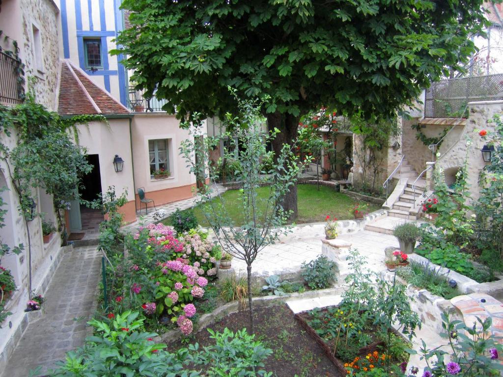 Chambres D'Hotes La Closerie Des Trois Marottes 믈룅 객실 사진