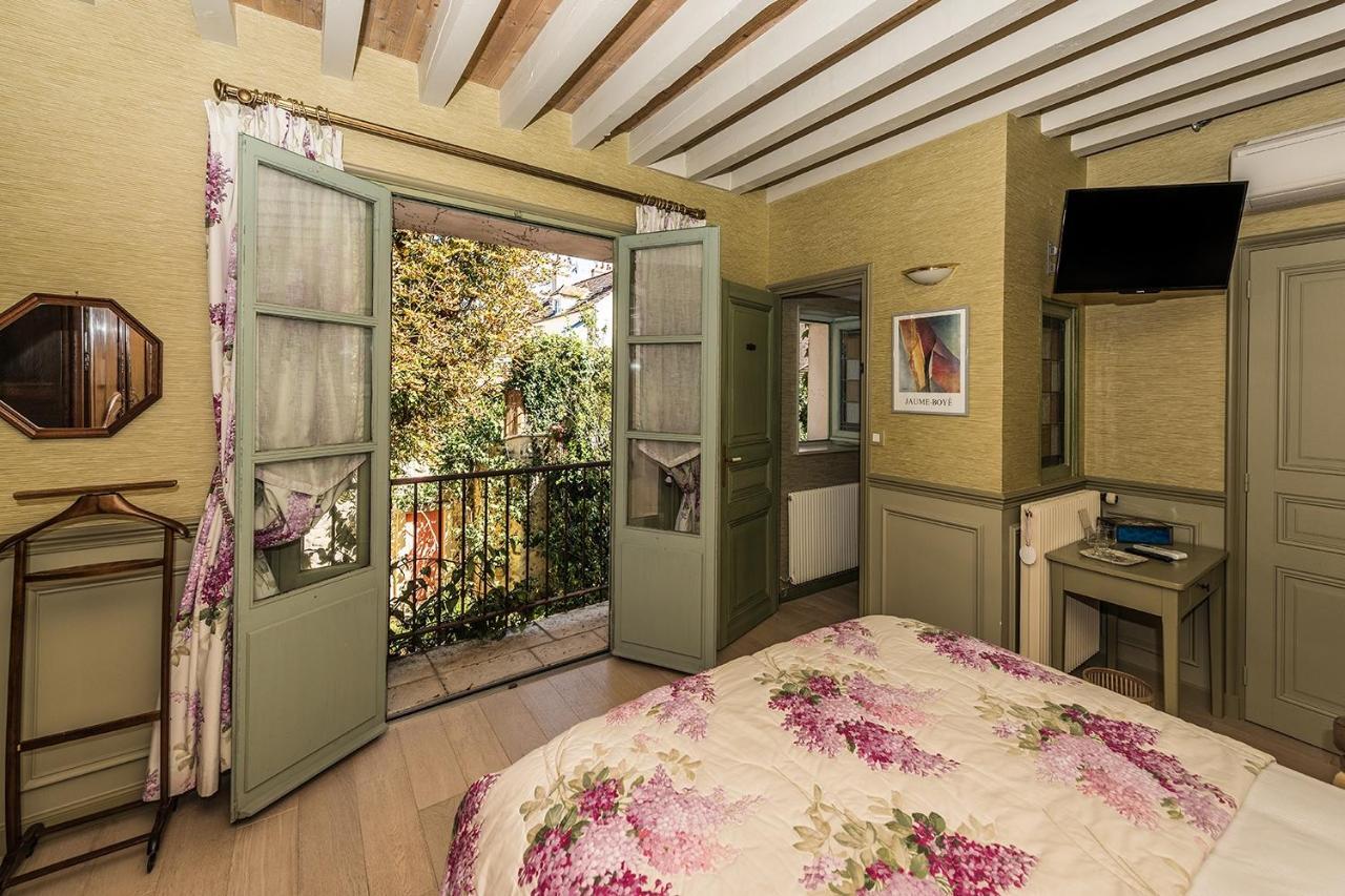 Chambres D'Hotes La Closerie Des Trois Marottes 믈룅 외부 사진
