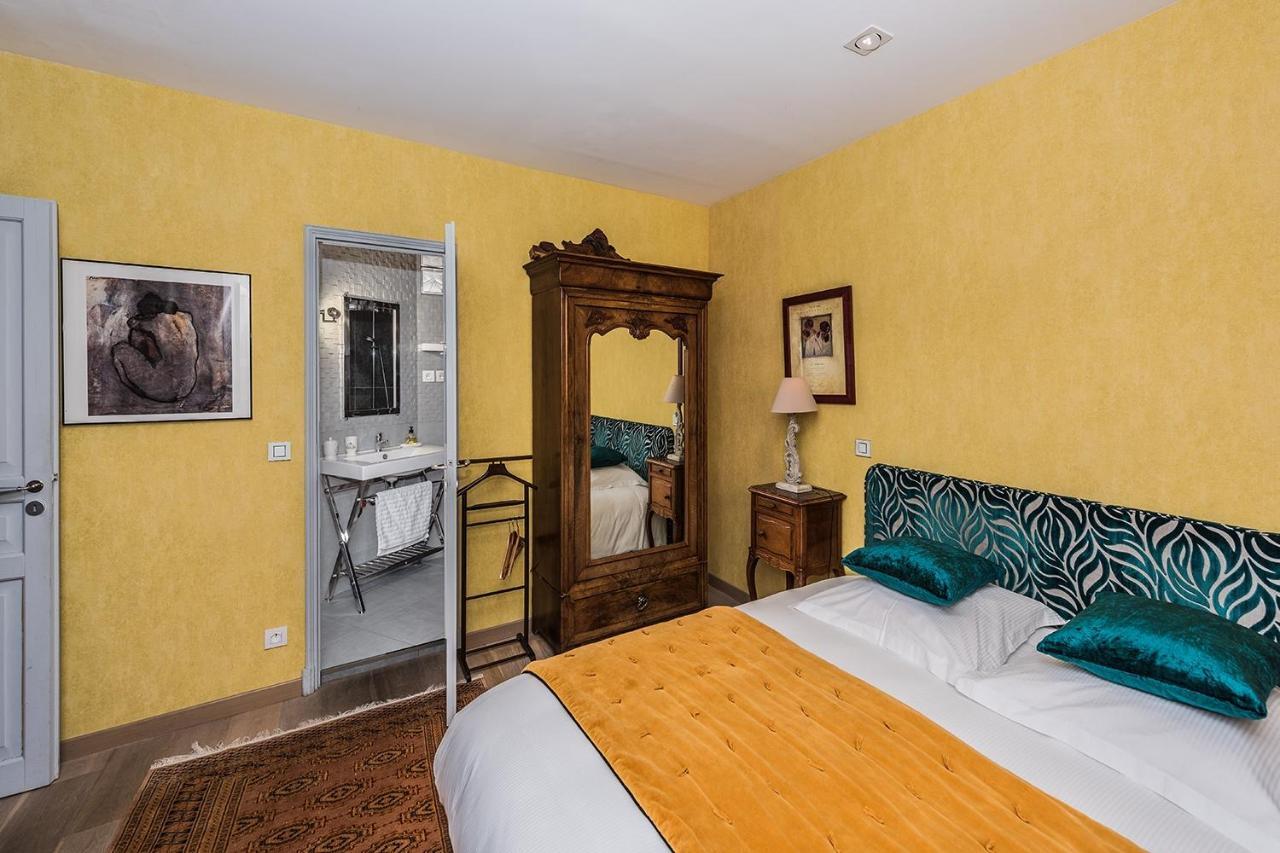 Chambres D'Hotes La Closerie Des Trois Marottes 믈룅 외부 사진